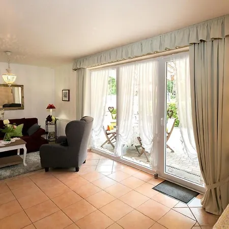 Holiday home In Mit Schoener Terrasse *